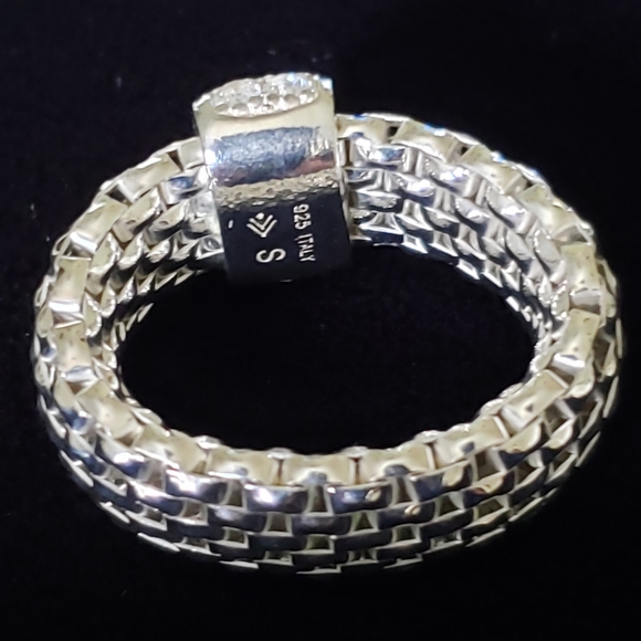 SOLD New Silpada Italian Stretch Ring R2980 Size Small (5-6) - Picture 2 of 5